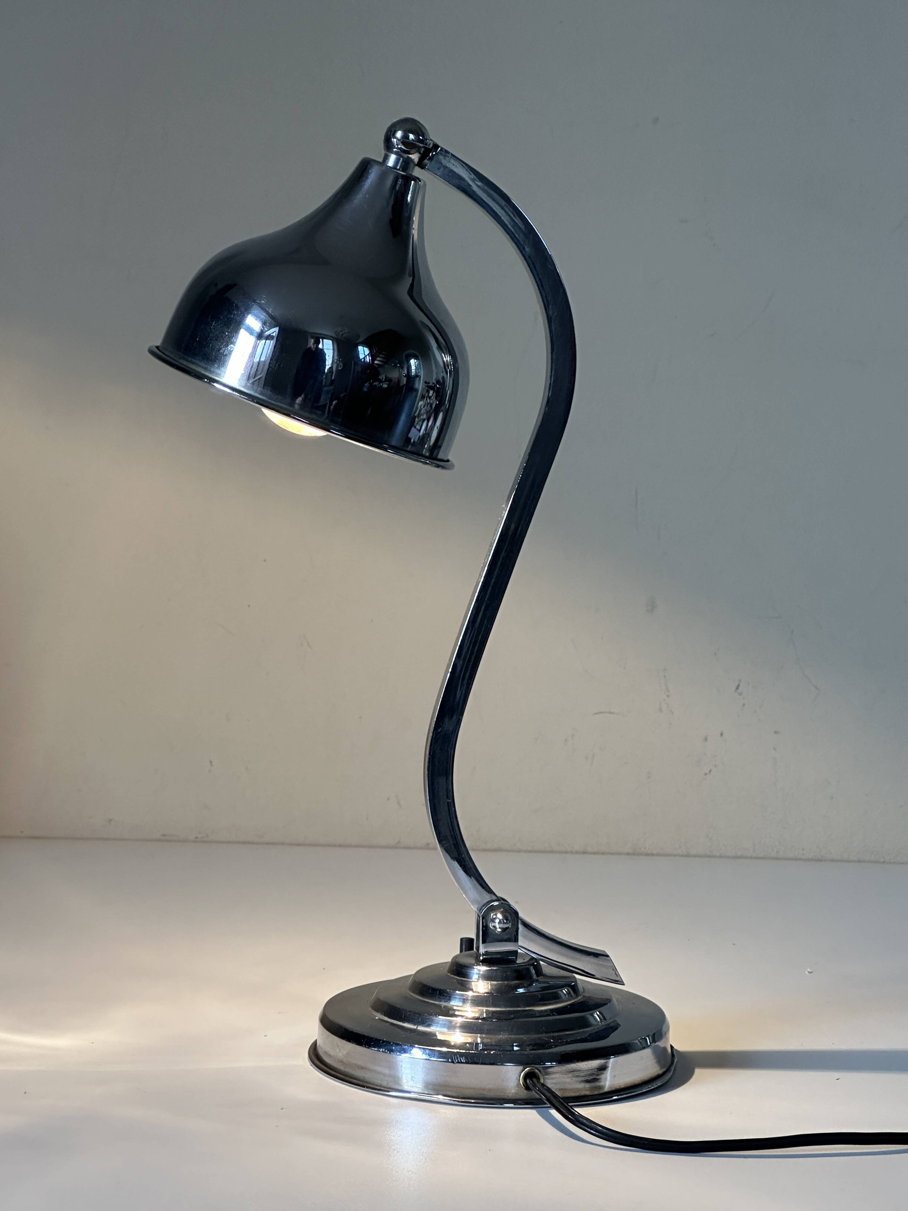 Vintage 50s design swan neck lamp