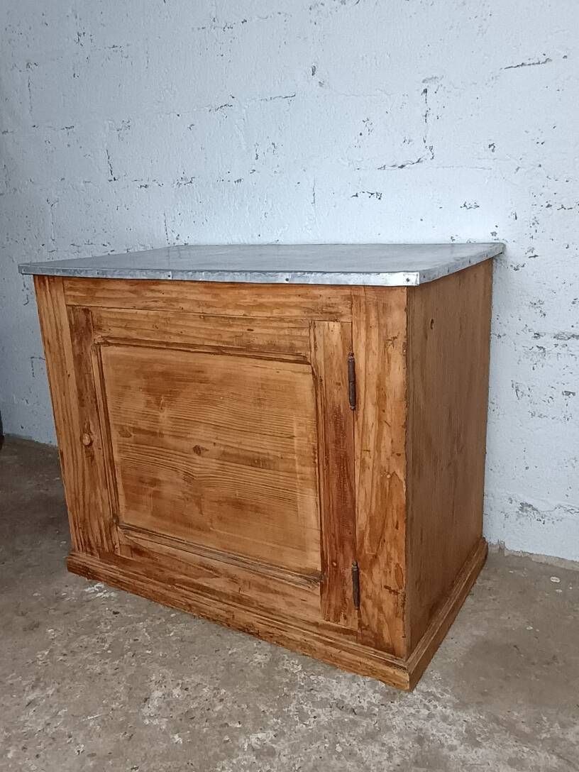Small trade furniture with zinc top, early 20th century