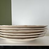 Flat plates with gold decoration