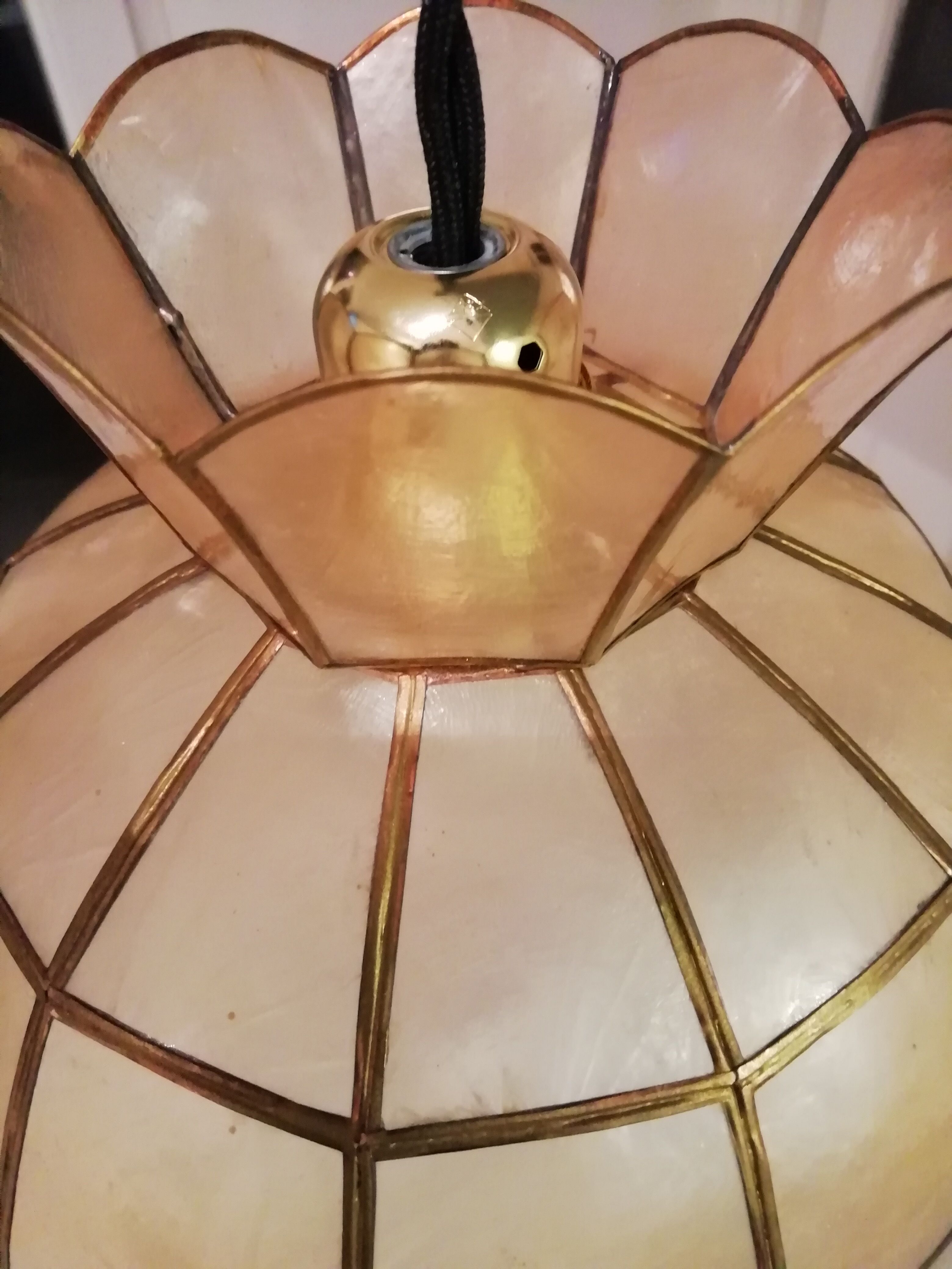 Suspension nacre et laiton 60s