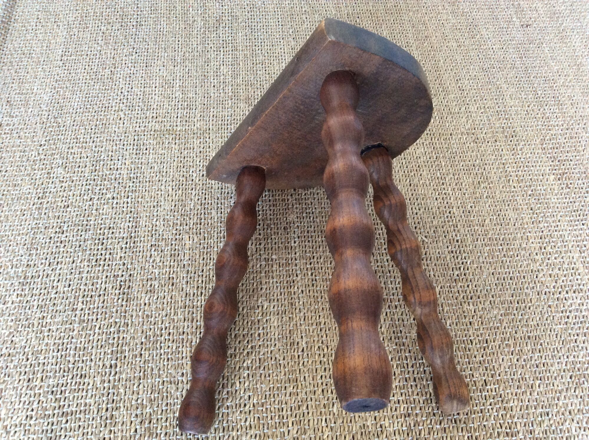Tripod stool