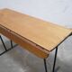 Table pliante vintage en bois et métal