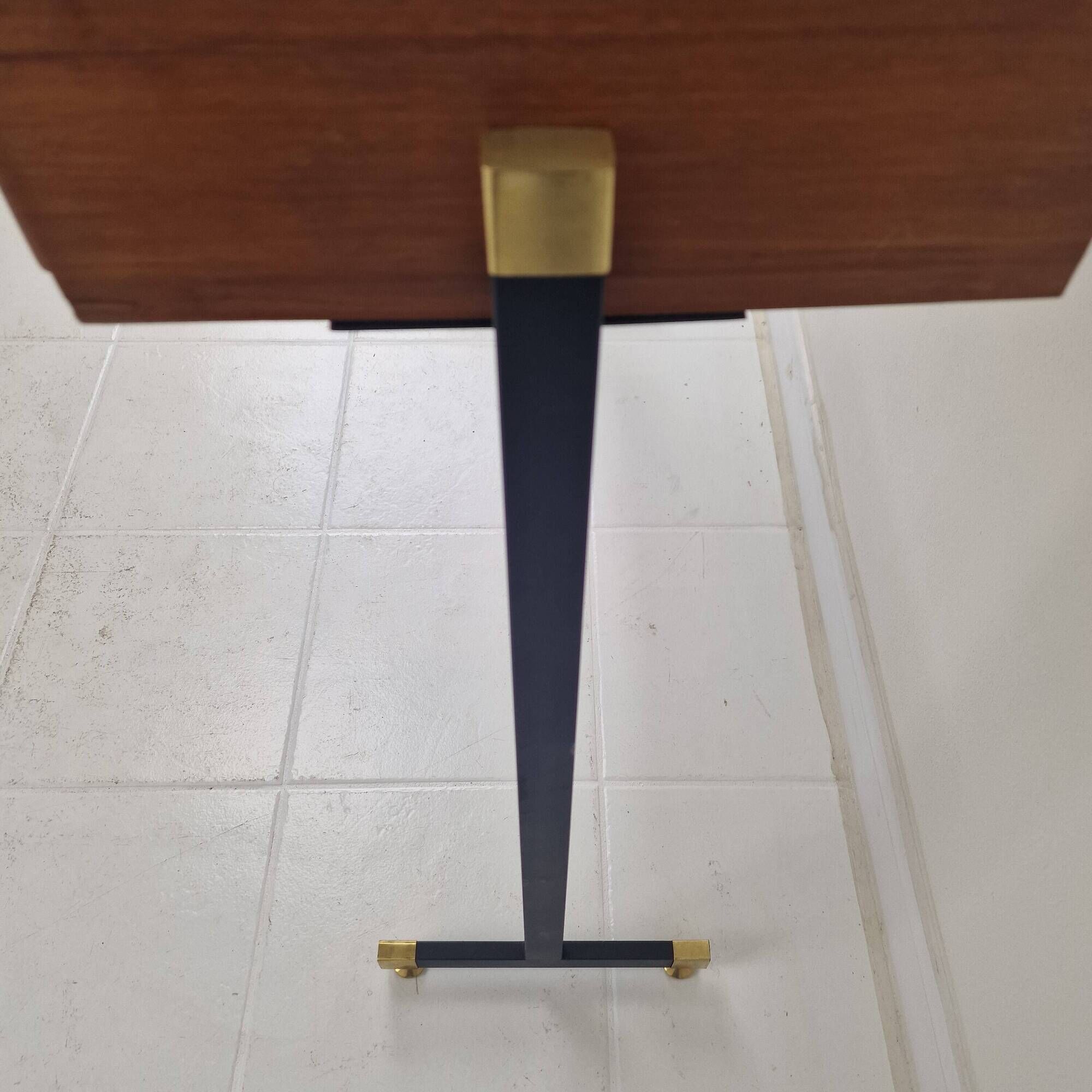 Table console / coiffeuse italienne du milieu du siècle avec des éléments en laiton, années 1950.