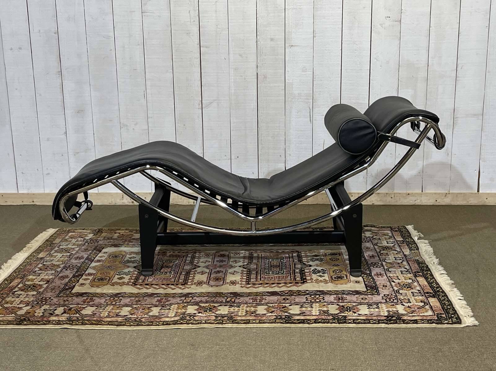 Chaise longue in the style of the LC4 by Le Corbusier - modern work