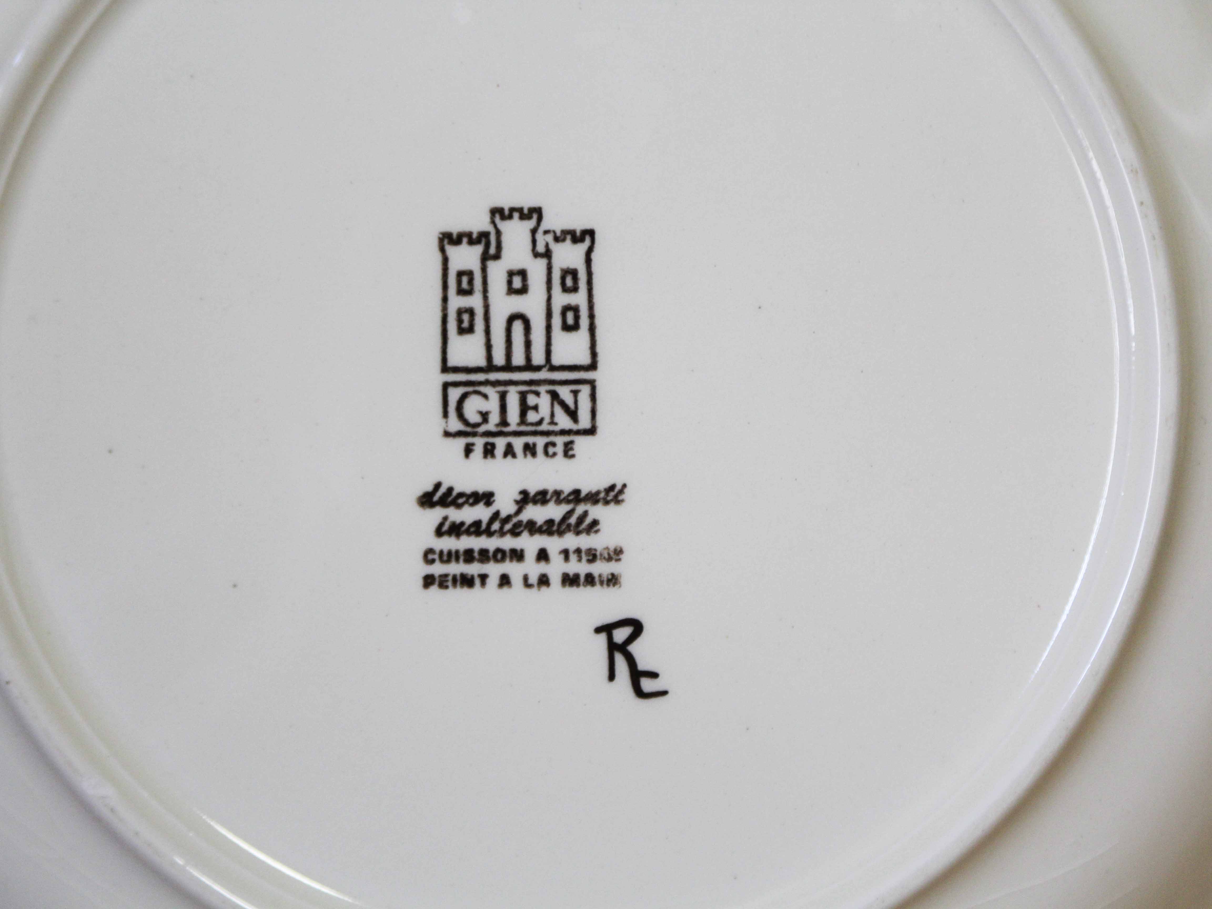 Assiette en faïence à décor de lapins - Modèle Rambouillet Gien