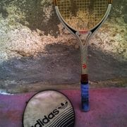 Raquette de tennis vintage
