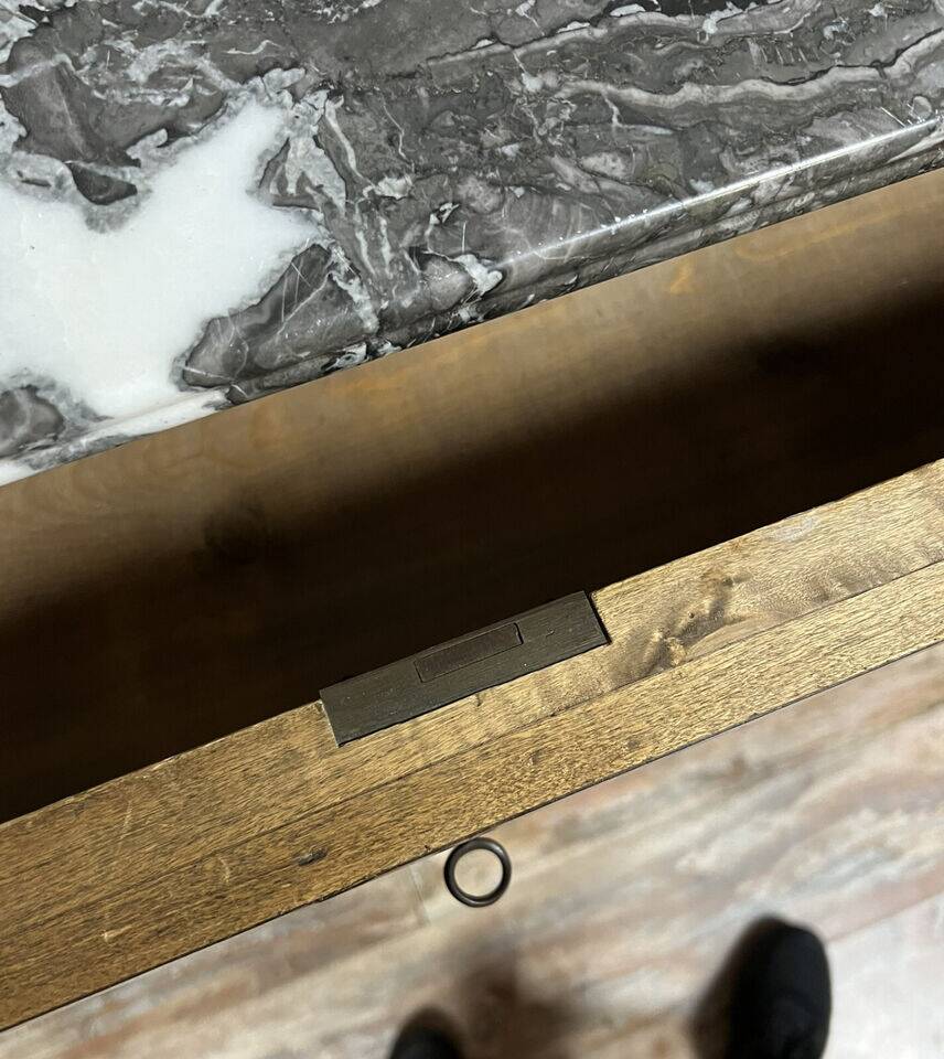 Louis Philippe period chest of drawers in burr walnut circa 1830