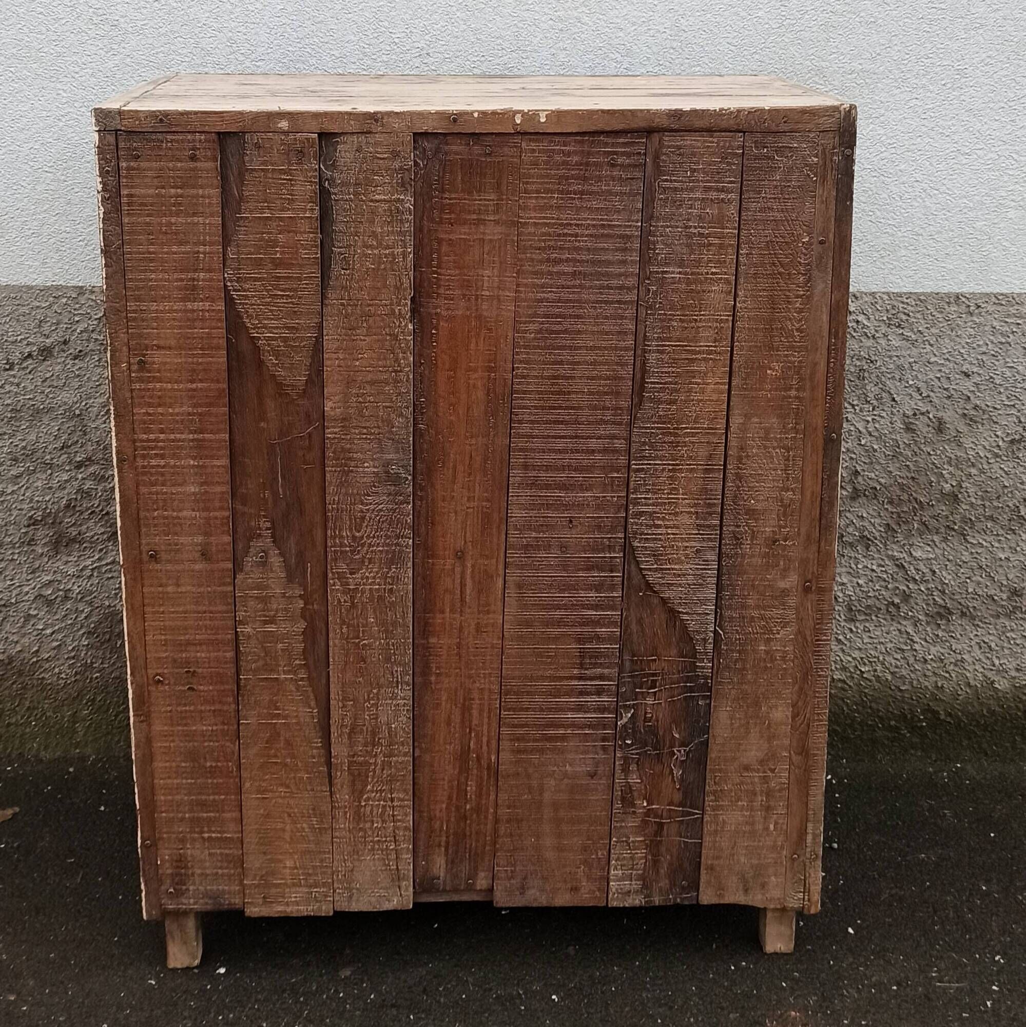 Small pantry buffet in old wood with mesh doors