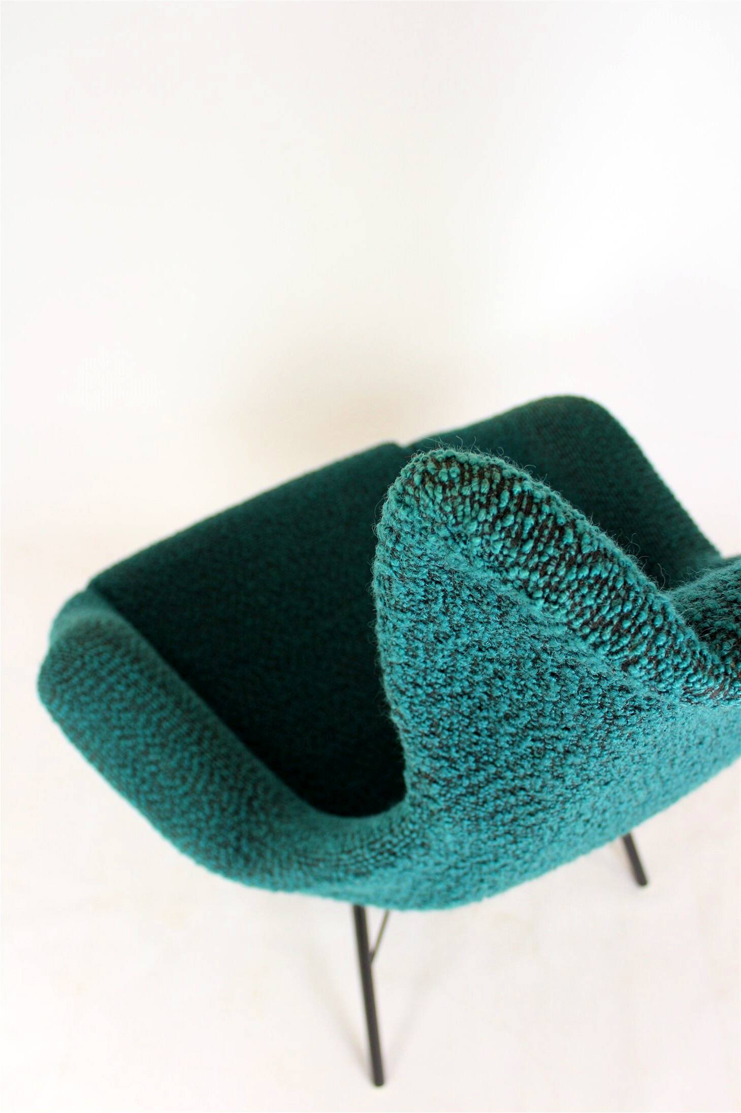 Wingback Lounge Chair by Miroslav Navrátil, Czechoslovakia, 1960s