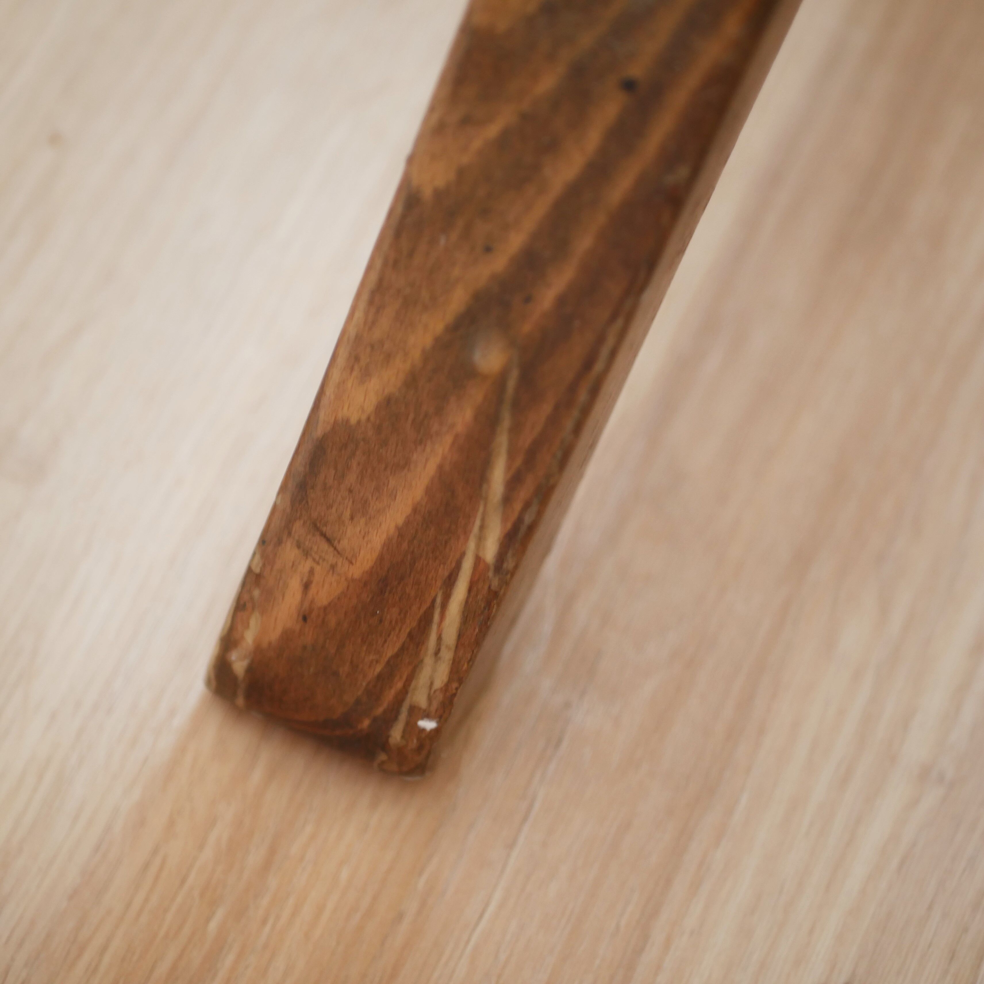 Coat rack on feet Parrot Baumann