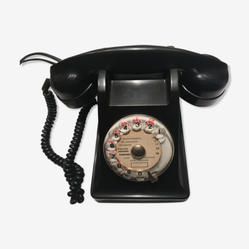 Téléphone vintage en bakelite