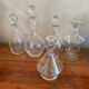 Lot 5 carafes en verre gravé