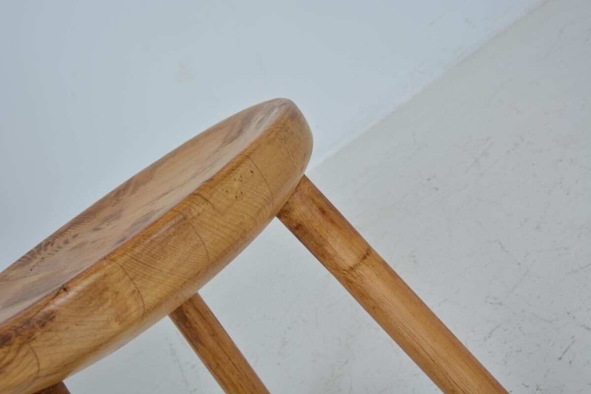 Tripod stool