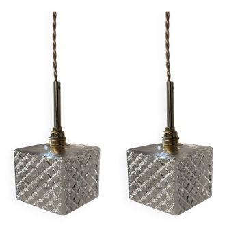 Paire de lampes baladeuses en verre ciselé