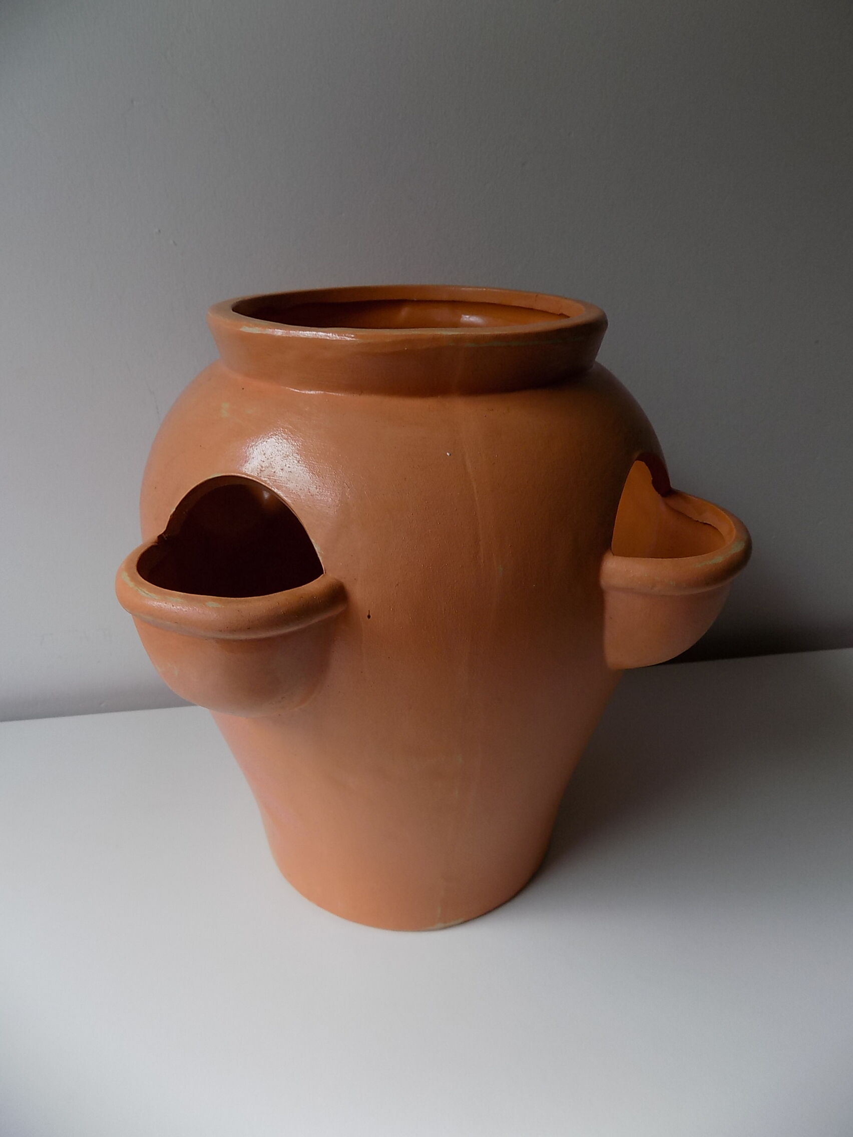 Sandstone flowerpot (25 cm)