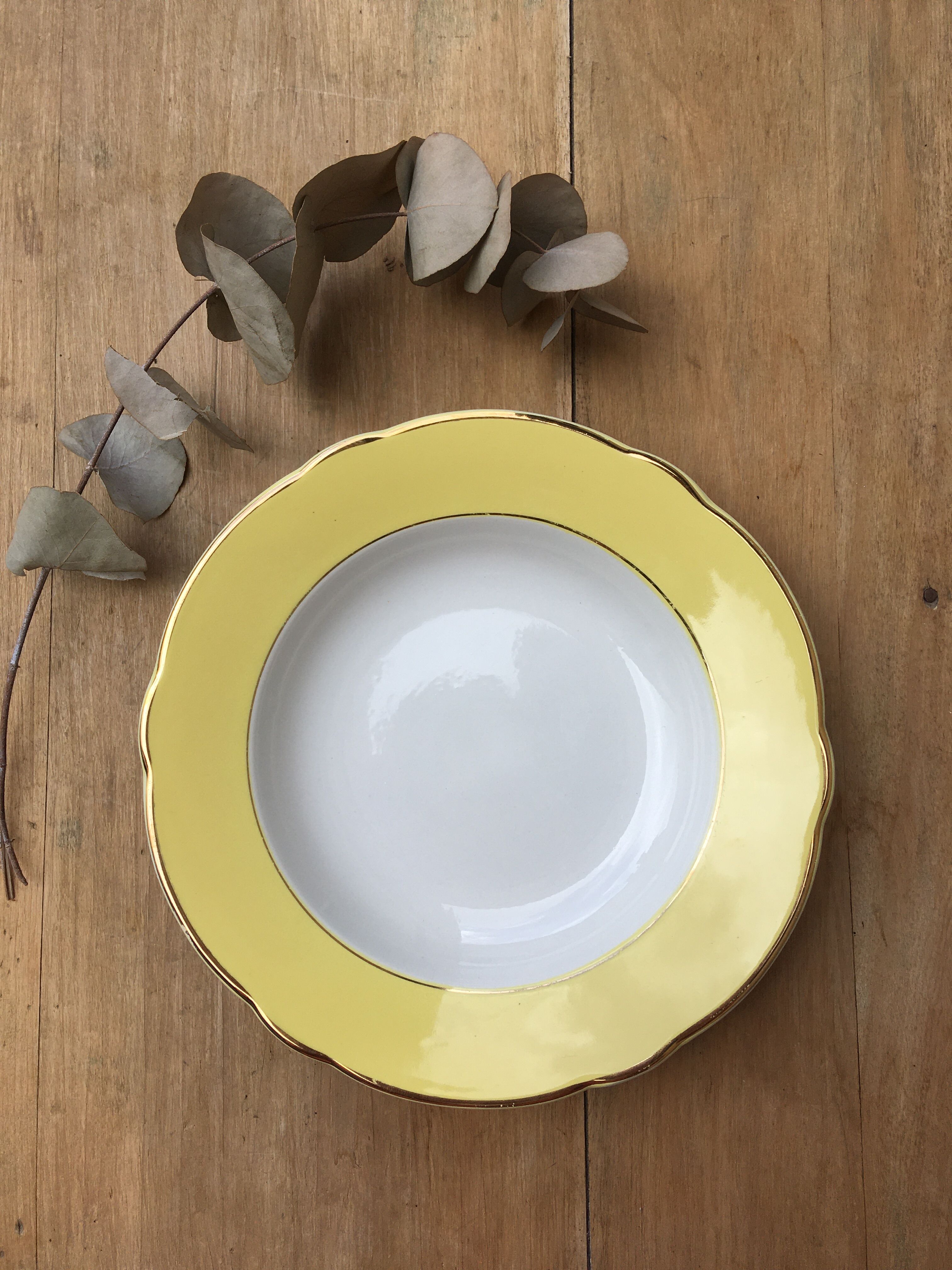 Yellow plates Lunéville