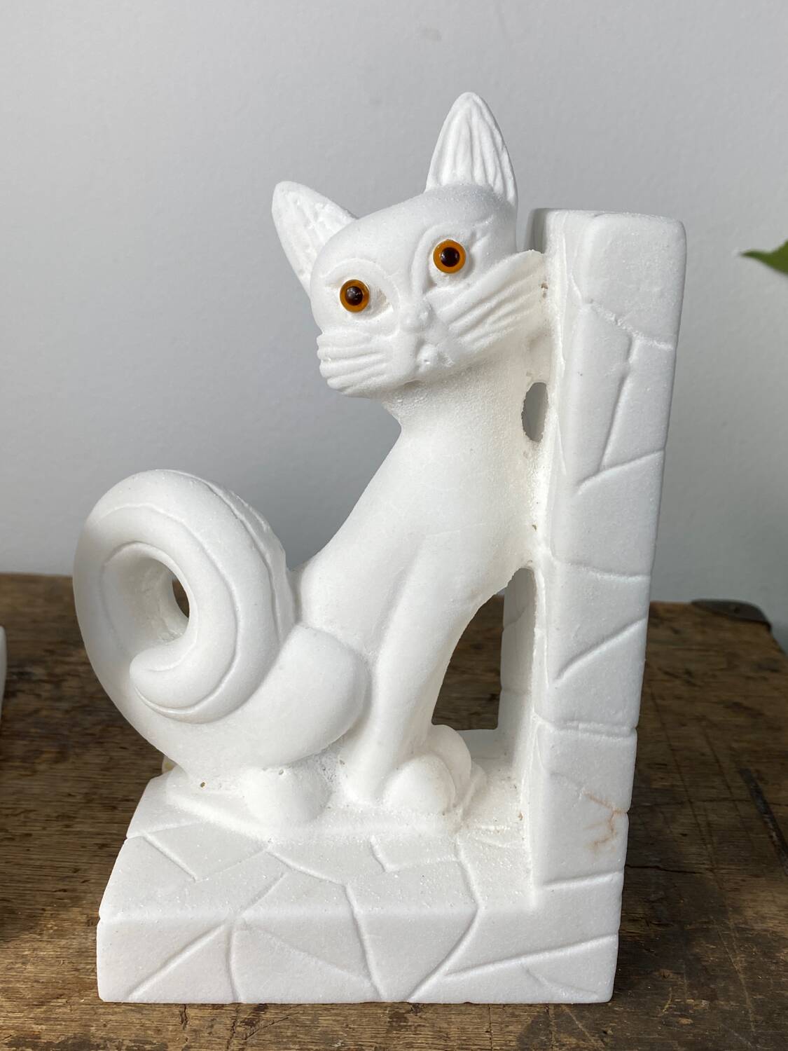 Paire de serre-livres chat en pierre vintage