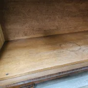 French Art Decò display cabinet from the 1940s in walnut