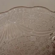 Vintage pink glass footed bowl – Star-decorated compote with draping – Ø 24 cm