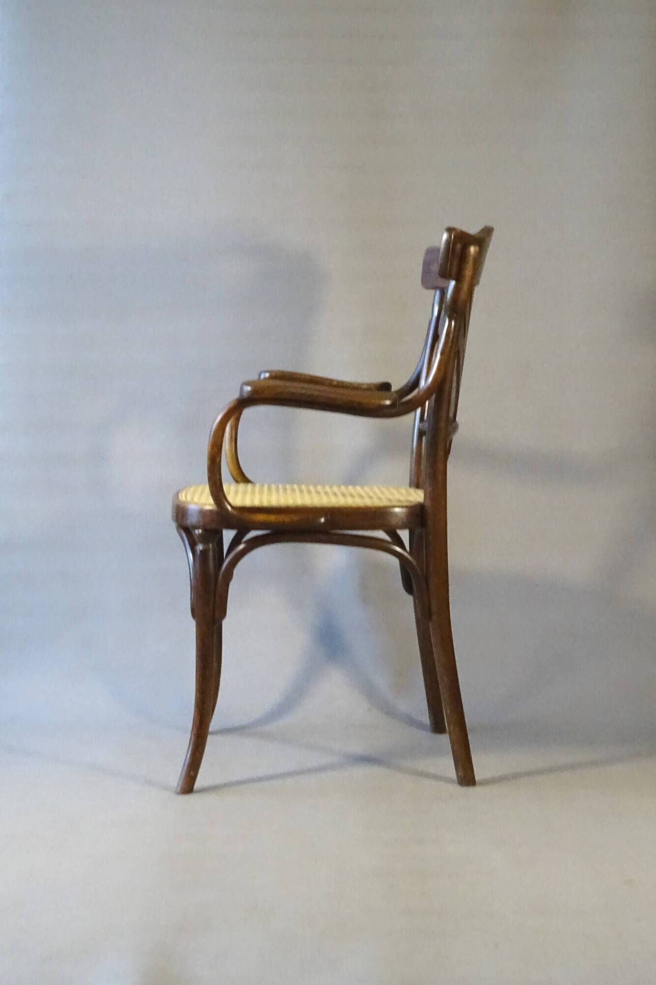 Thonet caned Art Nouveau armchair N°293, circa 1905 - bentwood -