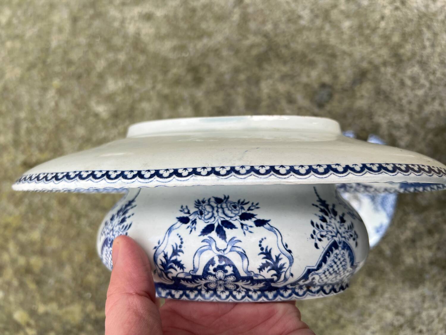 Gien - covered sauceboat