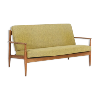 Grete Jalk 2 seater sofa in beech and green wool