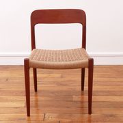 Chaise  Niels Otto Møller -  Corde danoise refaite -  modèle 75