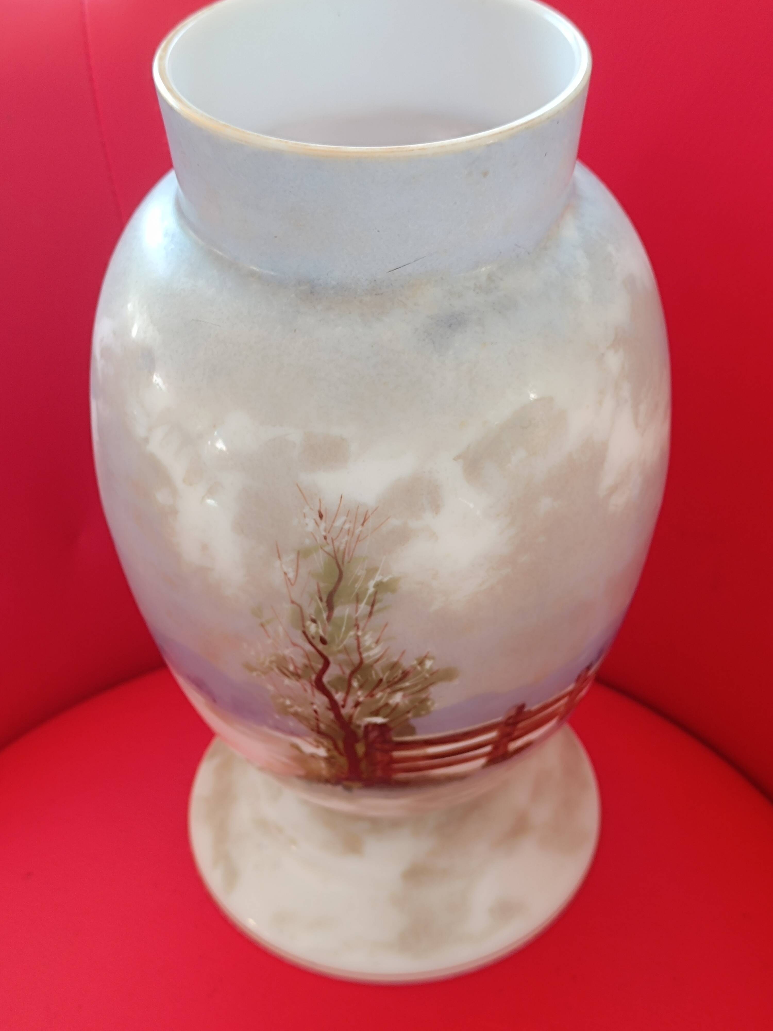 Hand-painted opaline vase, early 20th century.