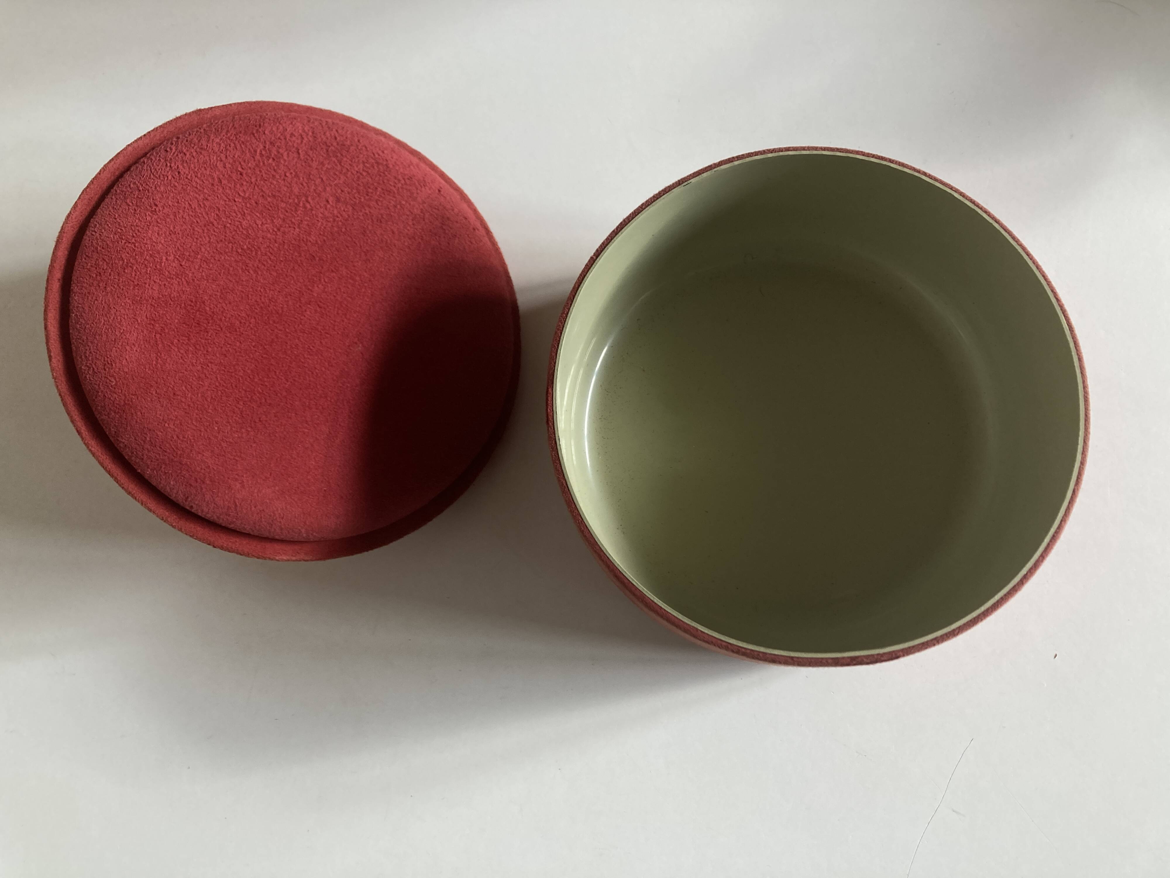 Space Age 1960 box in suede calfskin