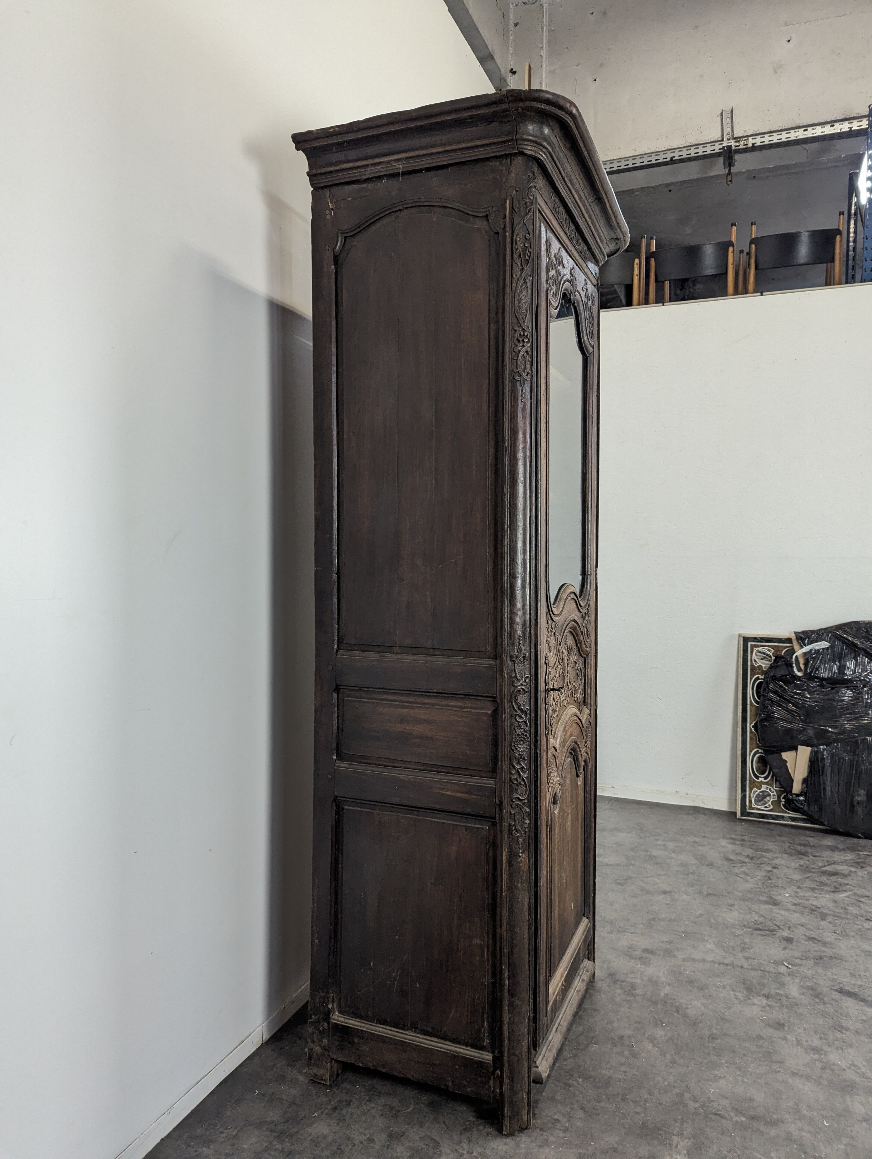 Bonnetière de style Régence en chêne