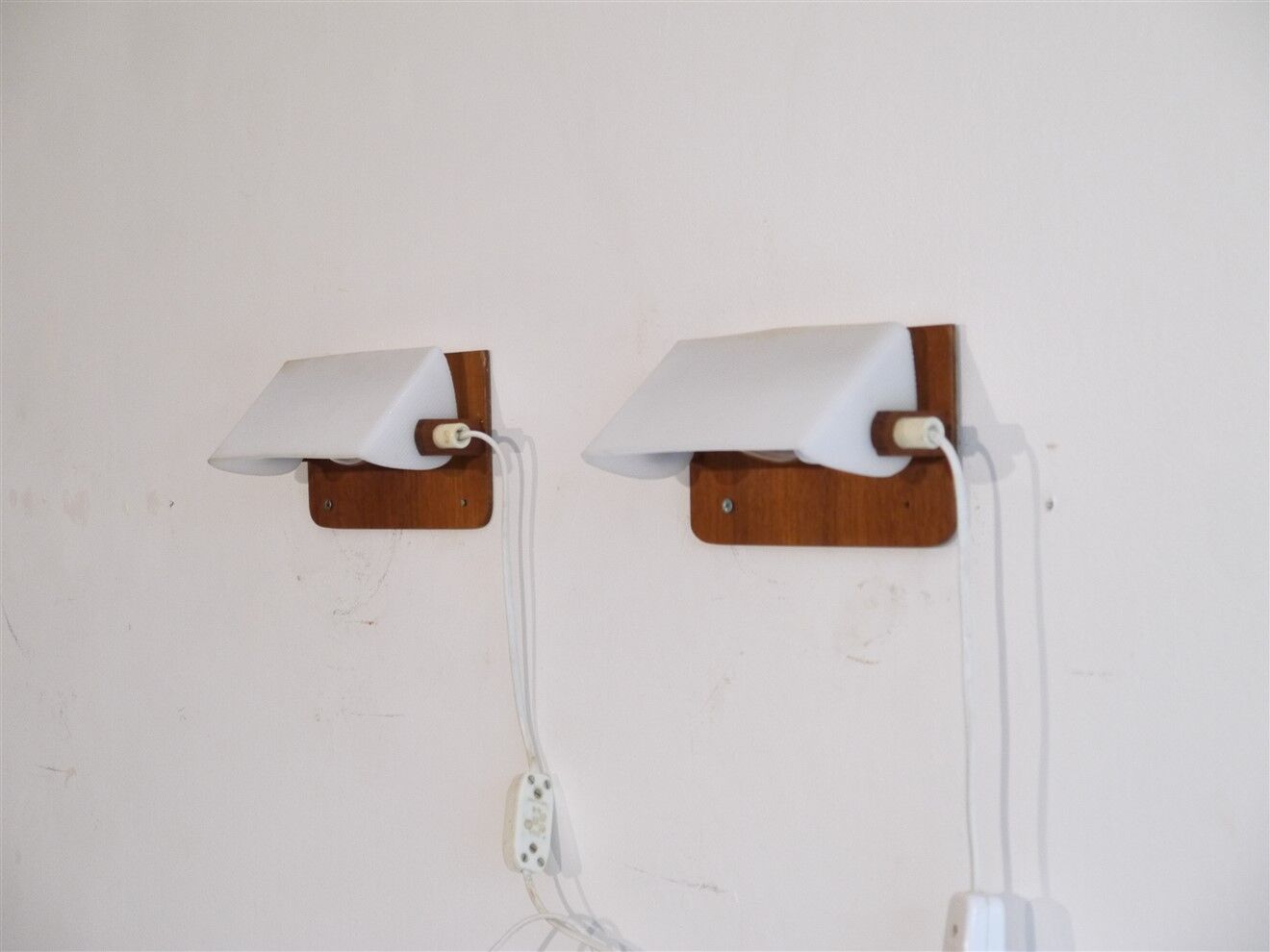 Pair of Scandinavian wall lamps in teak and acrylic 1970