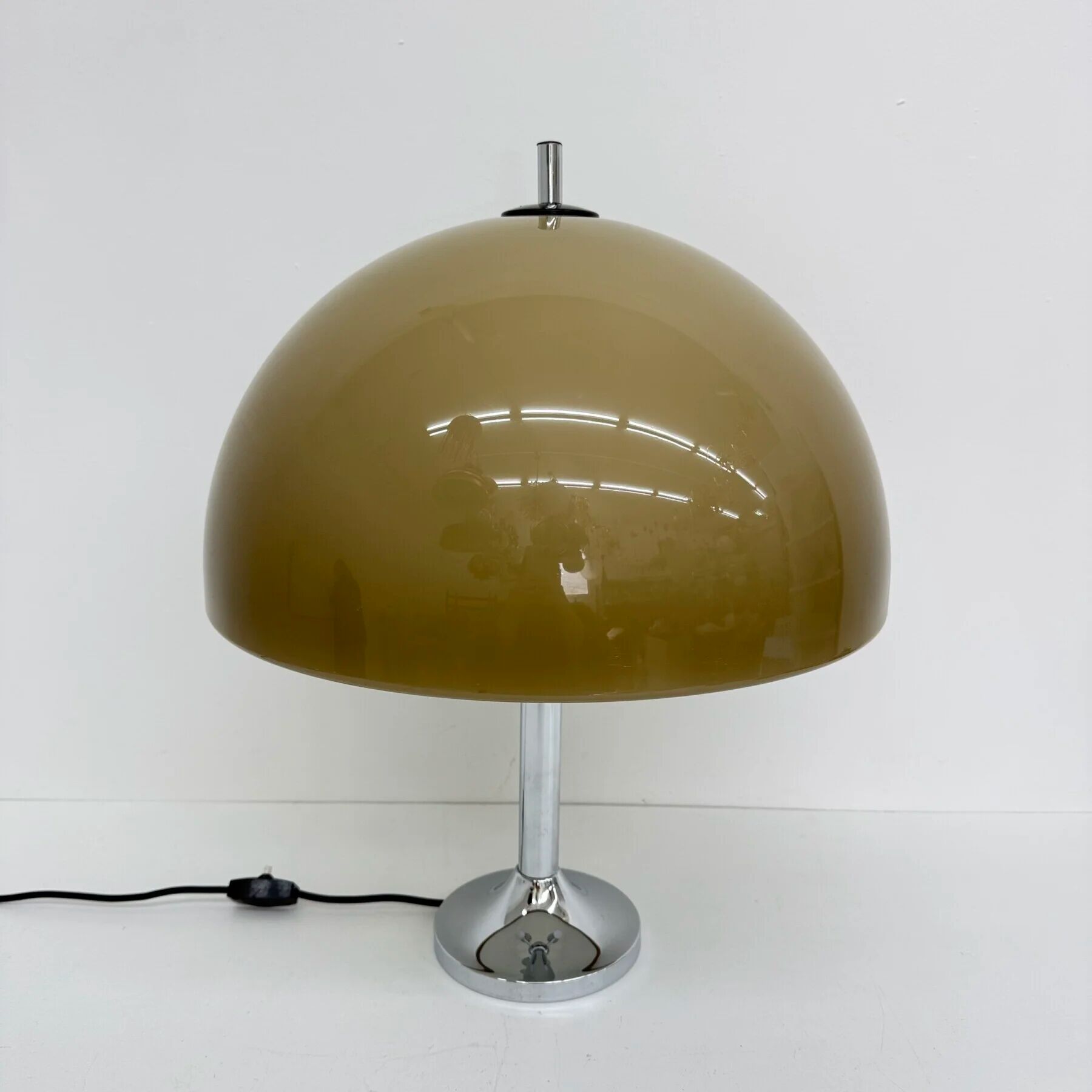 Mid-century mushroom table lamp with chrome base, 1970s