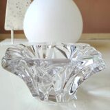 Crystal pocket emptier in the shape of a cut diamond. Baccarat style. Diameter 15cm
