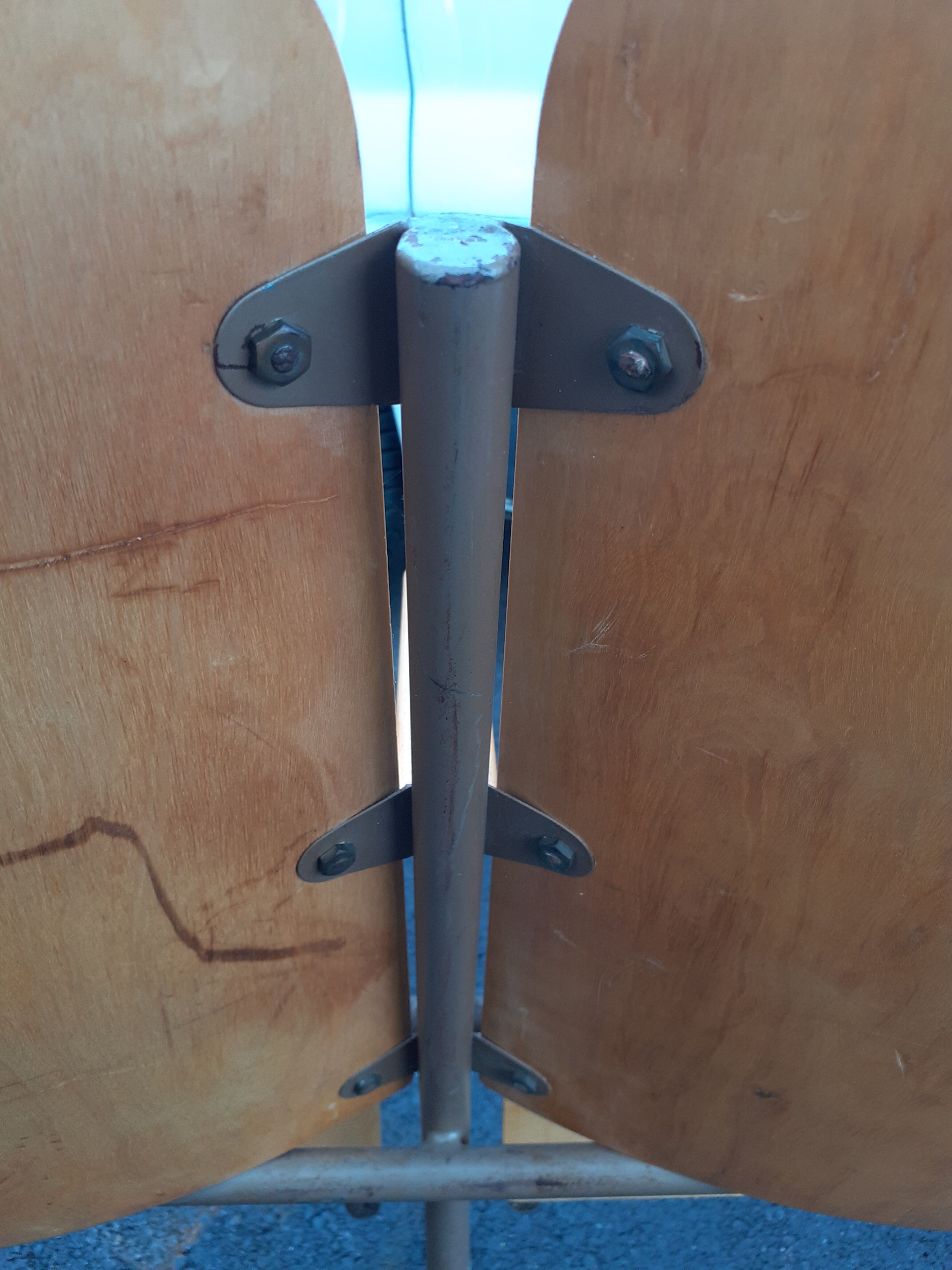 Wheelchair cinema theatre strapontin