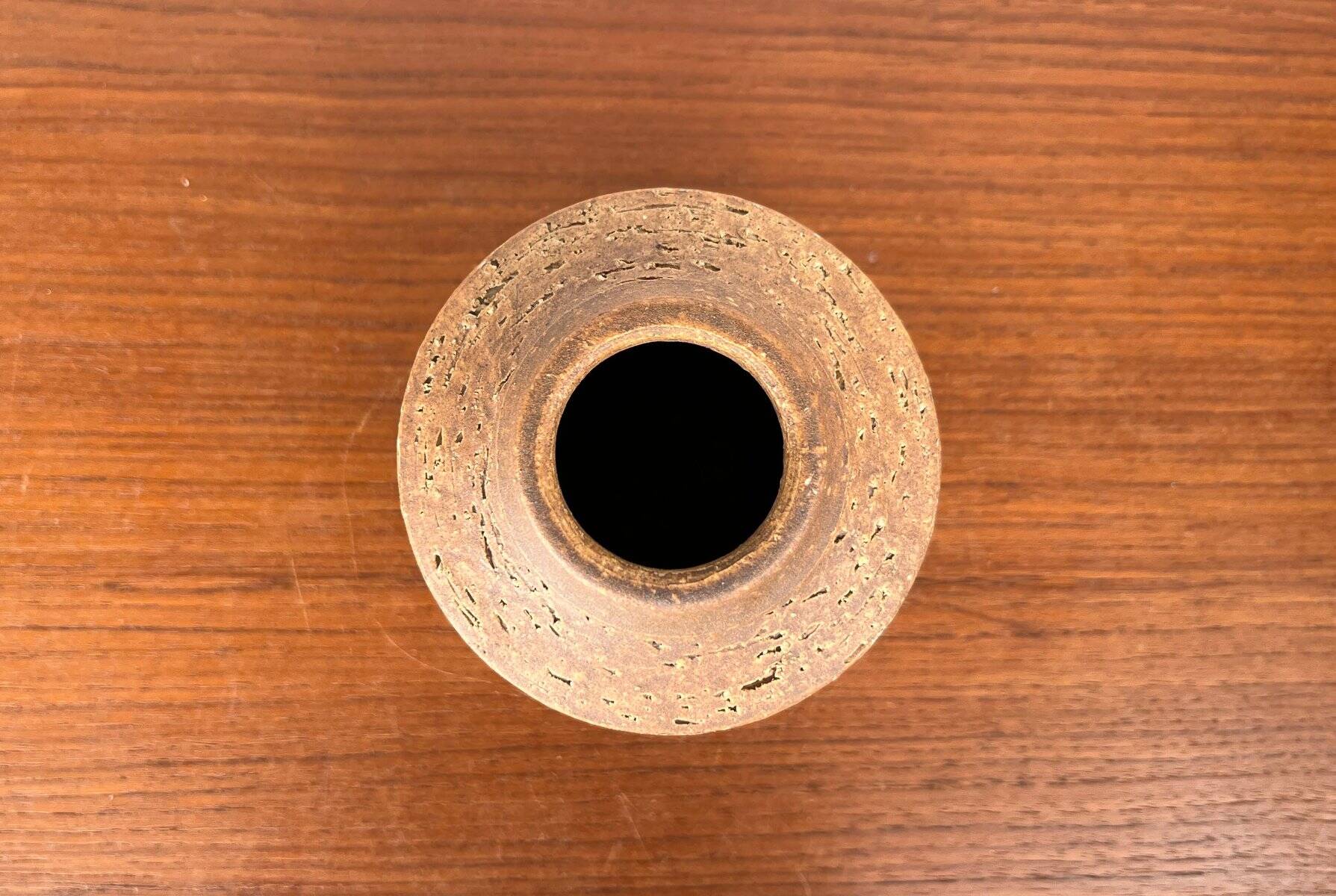 Modern West German ceramic vase from the mid-century by Ü-Keramik Übelacker, 1960s.