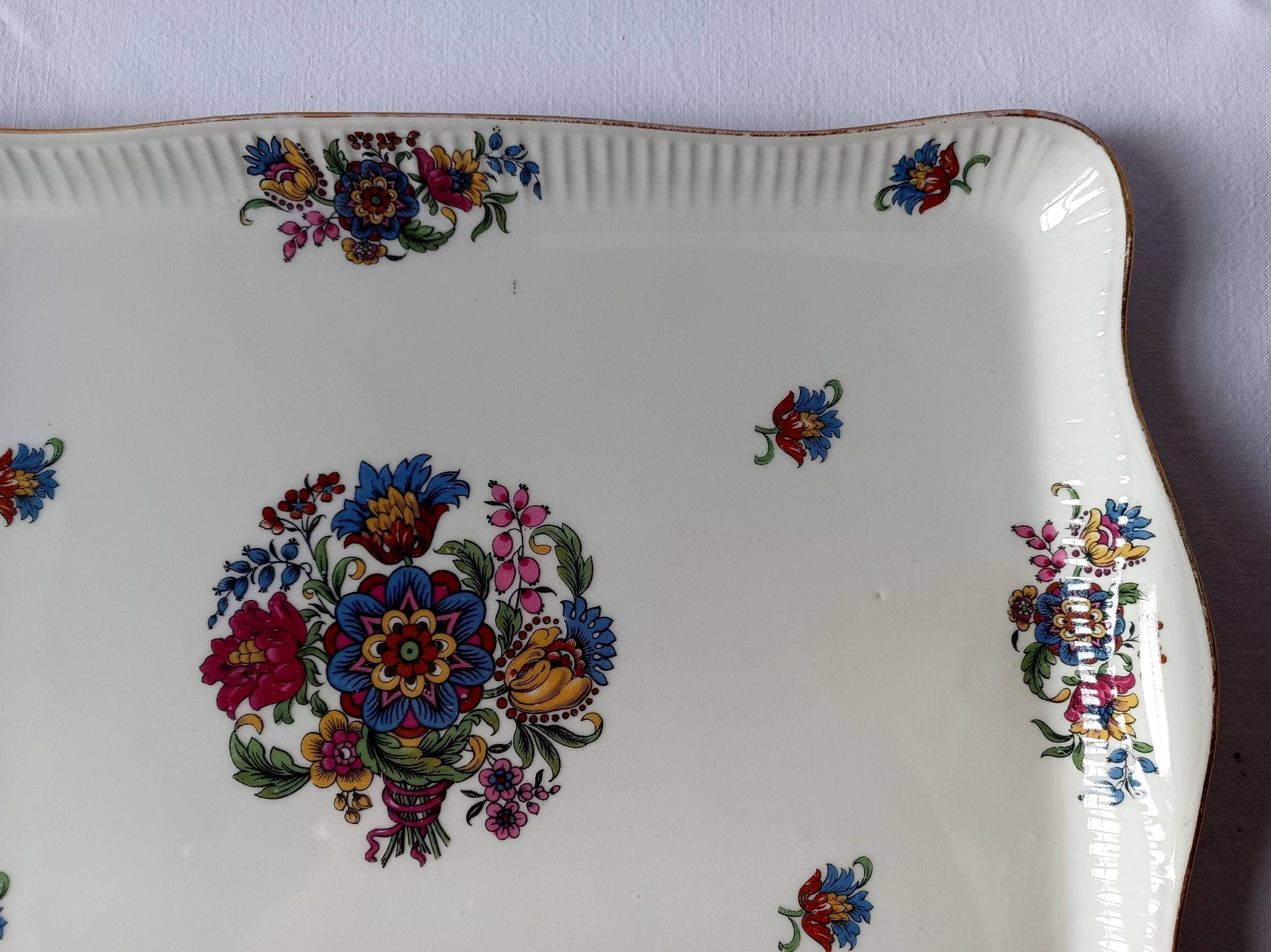 Limoges porcelain tray with floral bouquet motifs, early 20th century