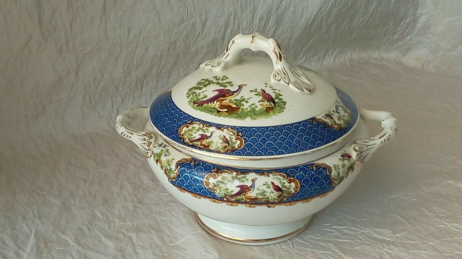 PORCELAIN SAUSAGE BY WILTON WARE DECOR A L'OISEAU