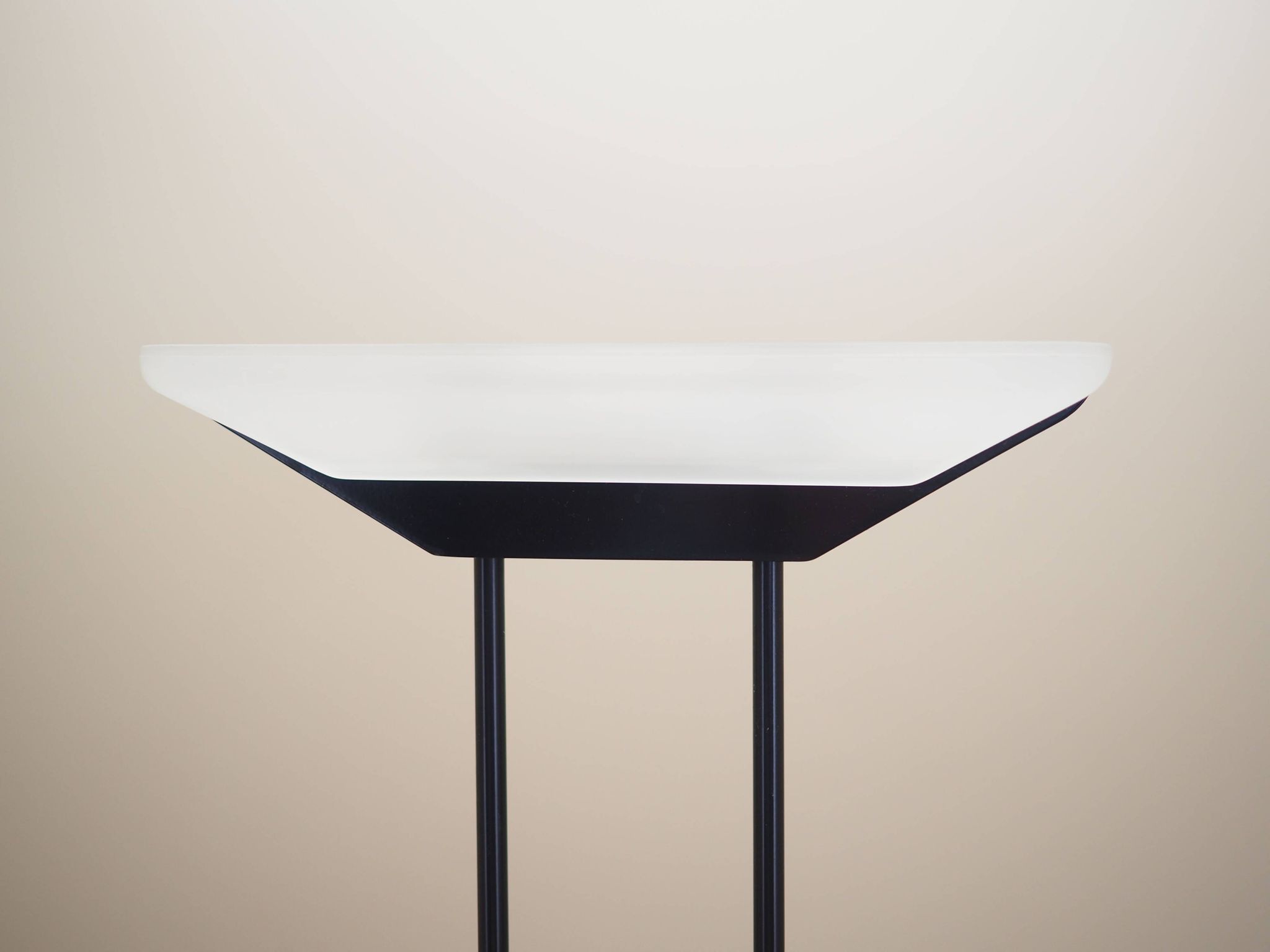 Lampadaire, design italien, années 1970, production : Italie