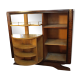 Bar turning art deco