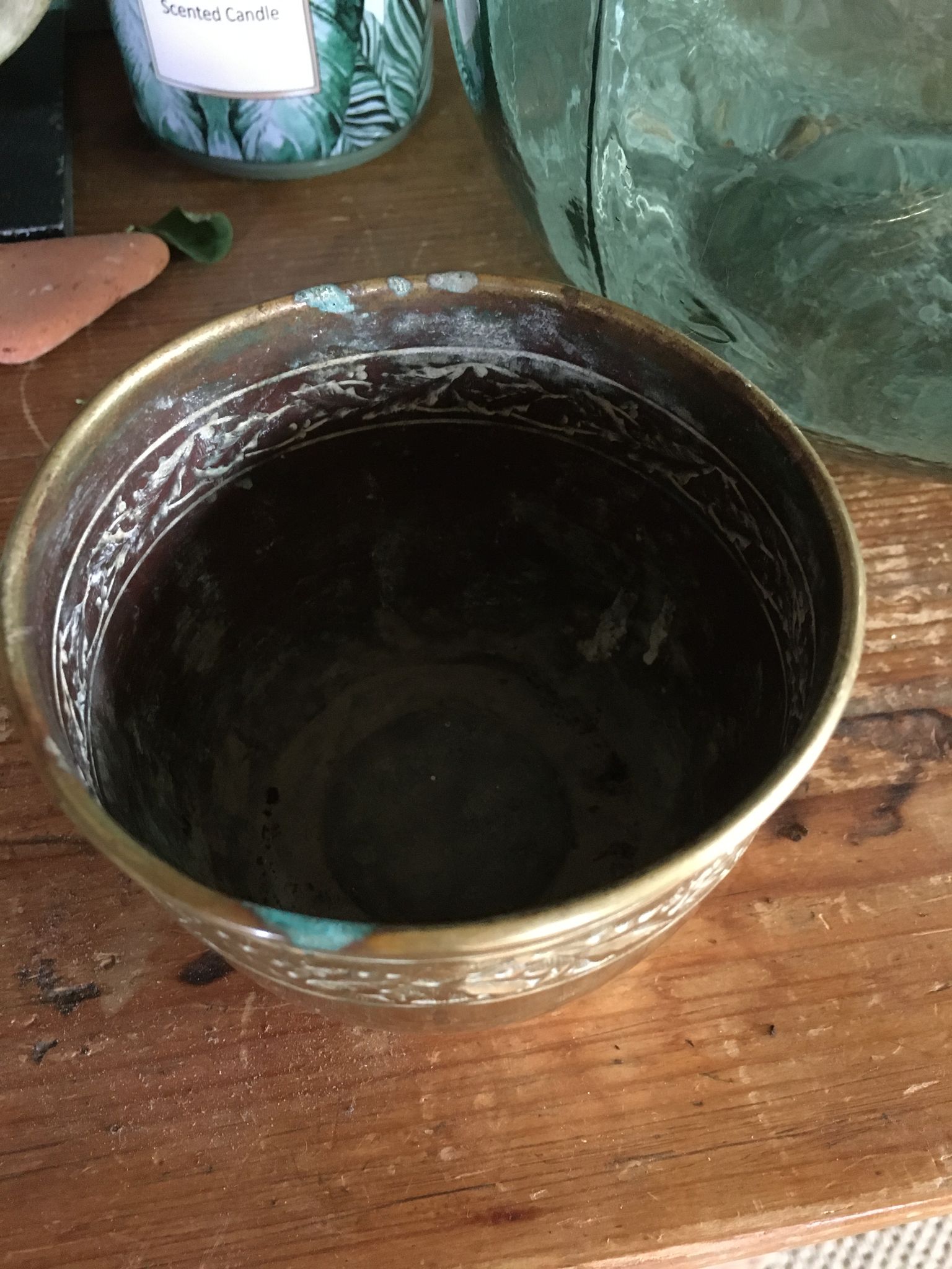 Cache pot en cuivre