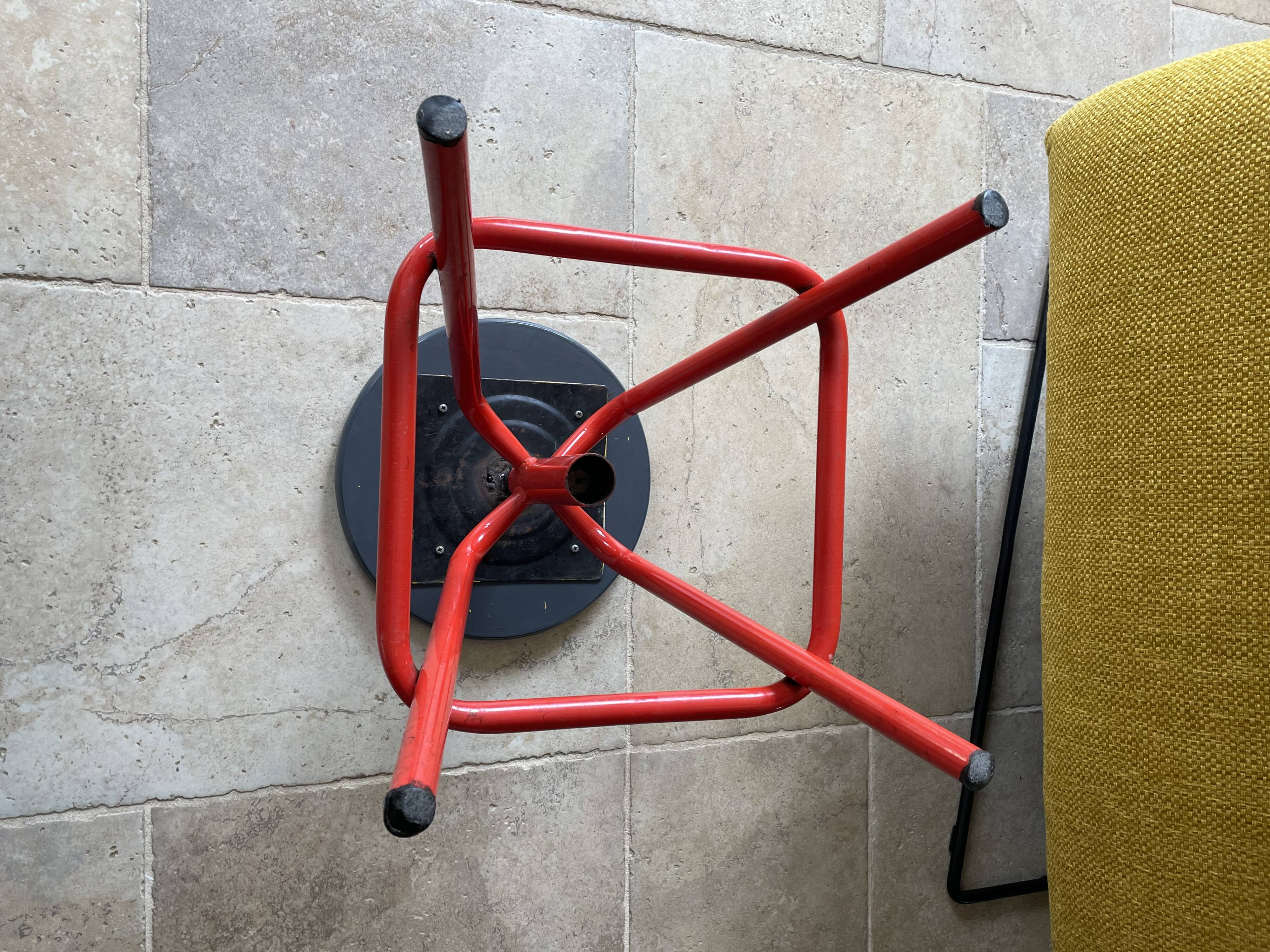 Tabouret d'atelier à vis vintage