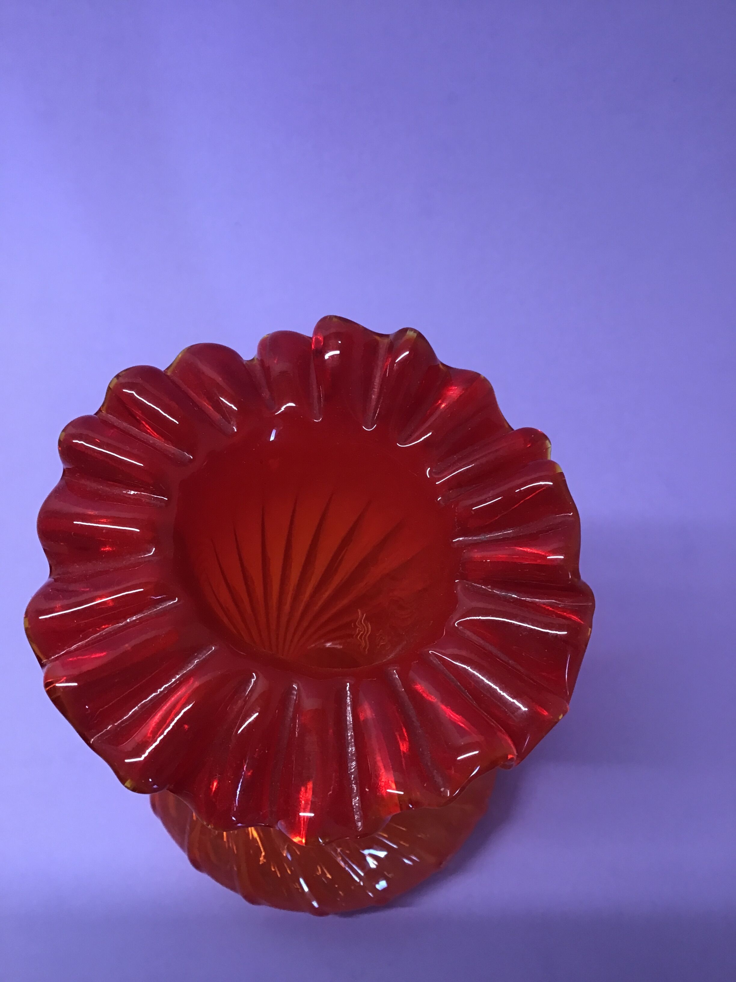 Twisted glass vase