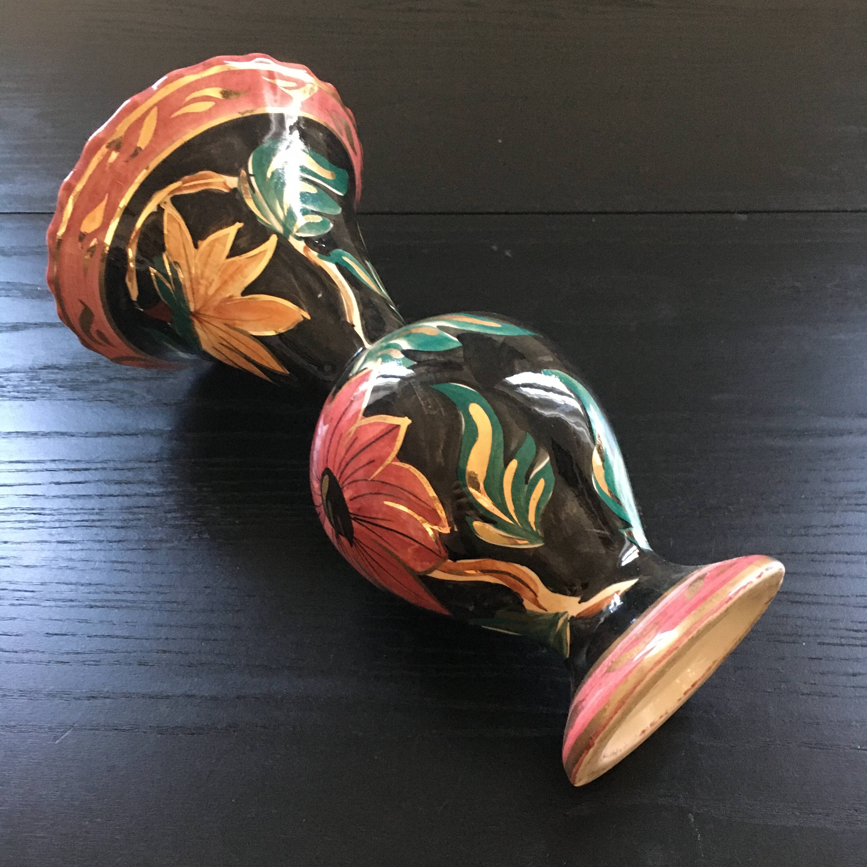 Monaco style floral decoration vase