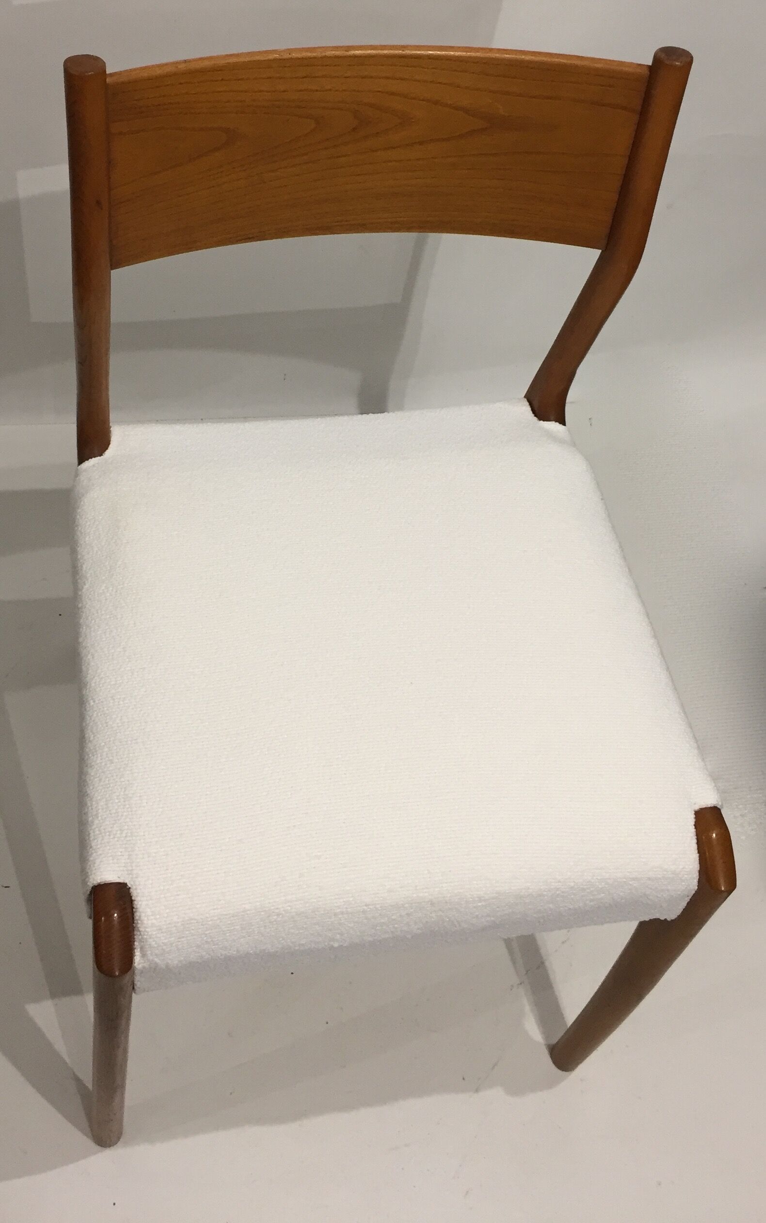 Chaise italienne retapissée bouclette