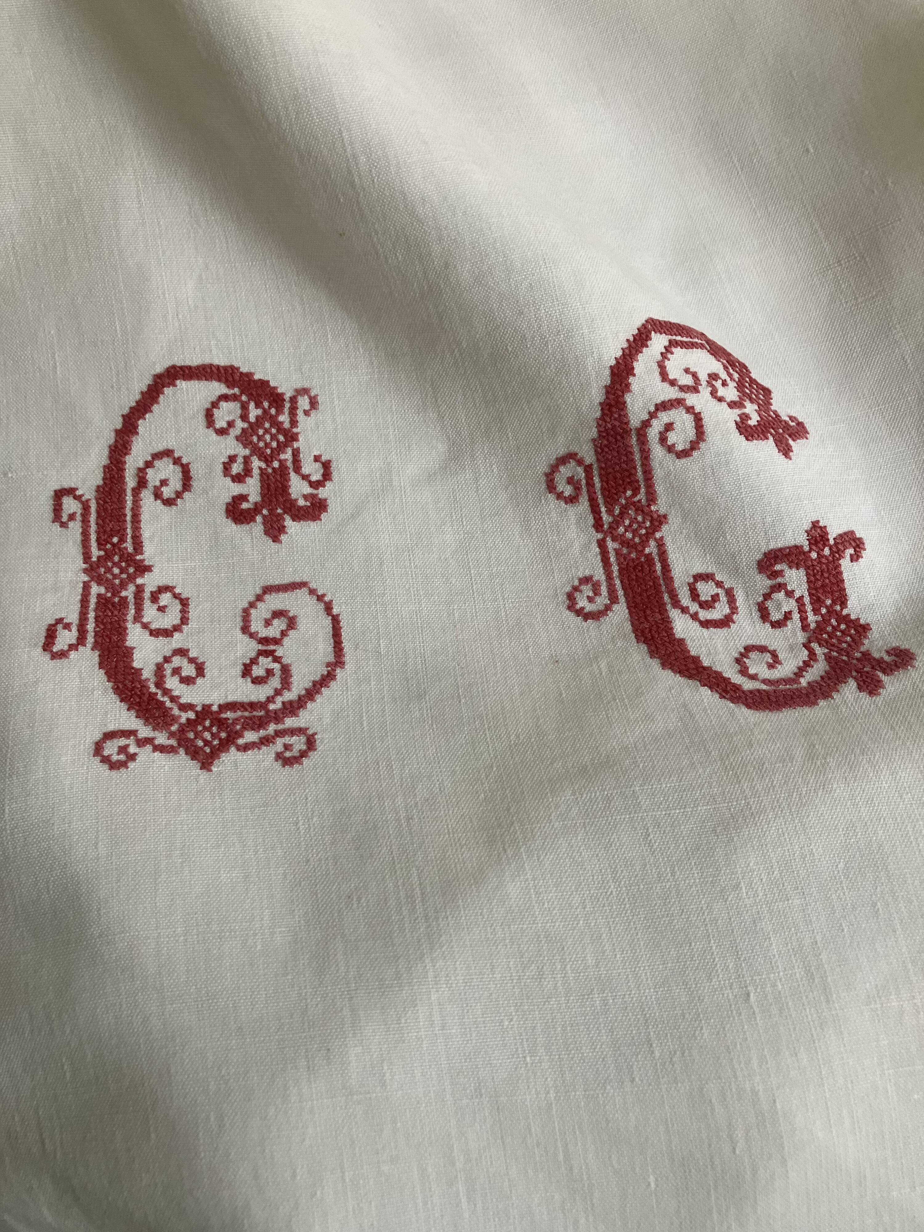 Antique linen, embroidered sheet, monogram CG.