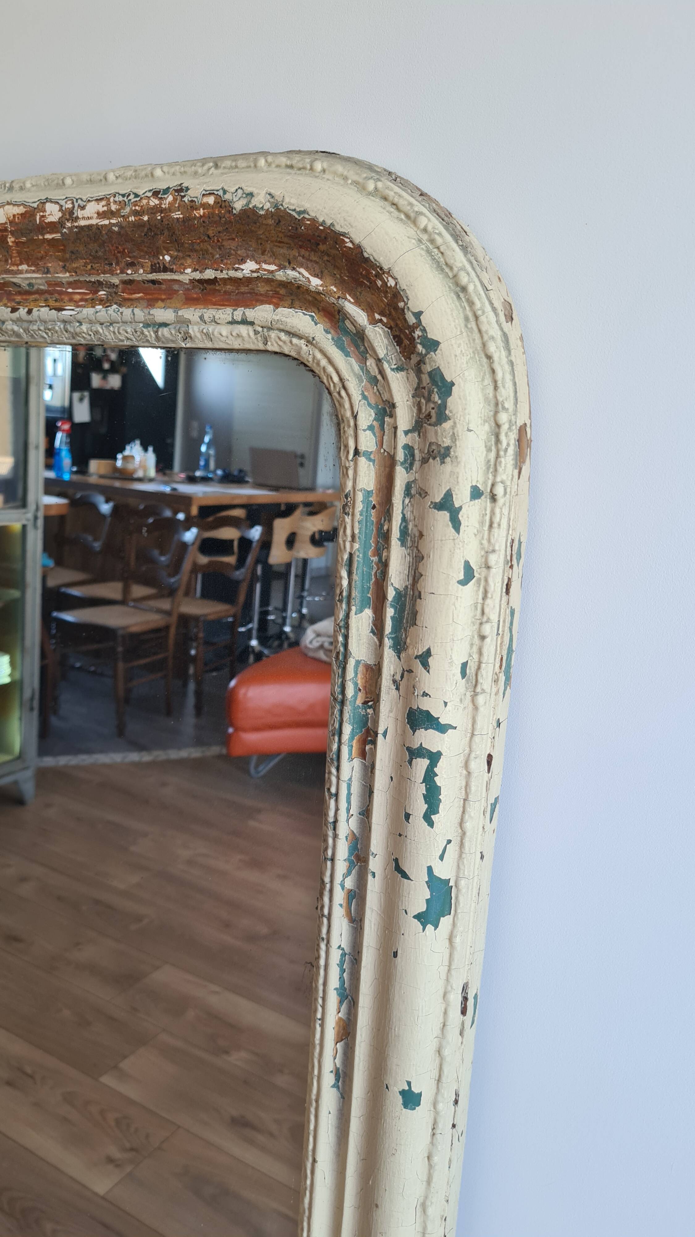 Large shabby chic Louis-Philippe mirror 139 × 106 cm – old-world charm