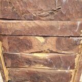 Coffre en bois sculpté