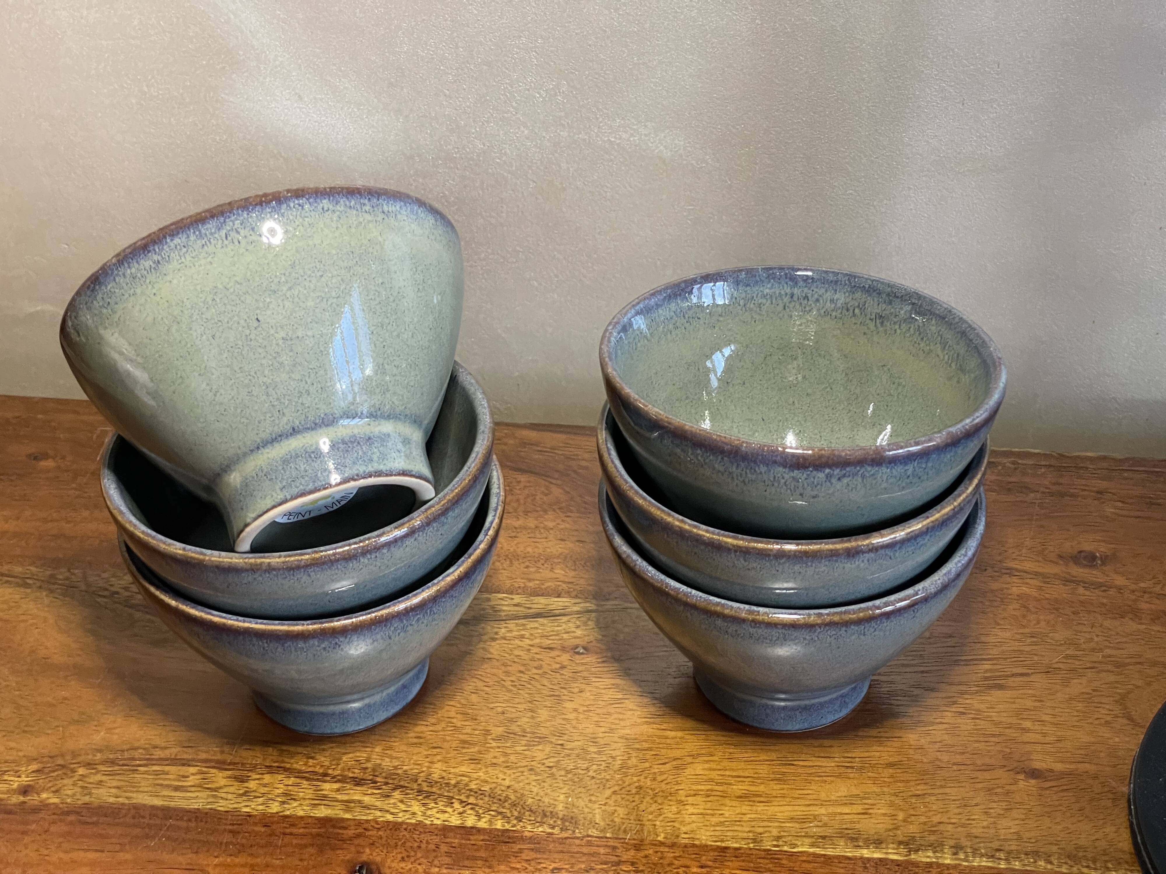 6 hand-painted glazed stoneware bowls