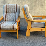 Pair of armchairs from Les Arcs in pine and wool 1970