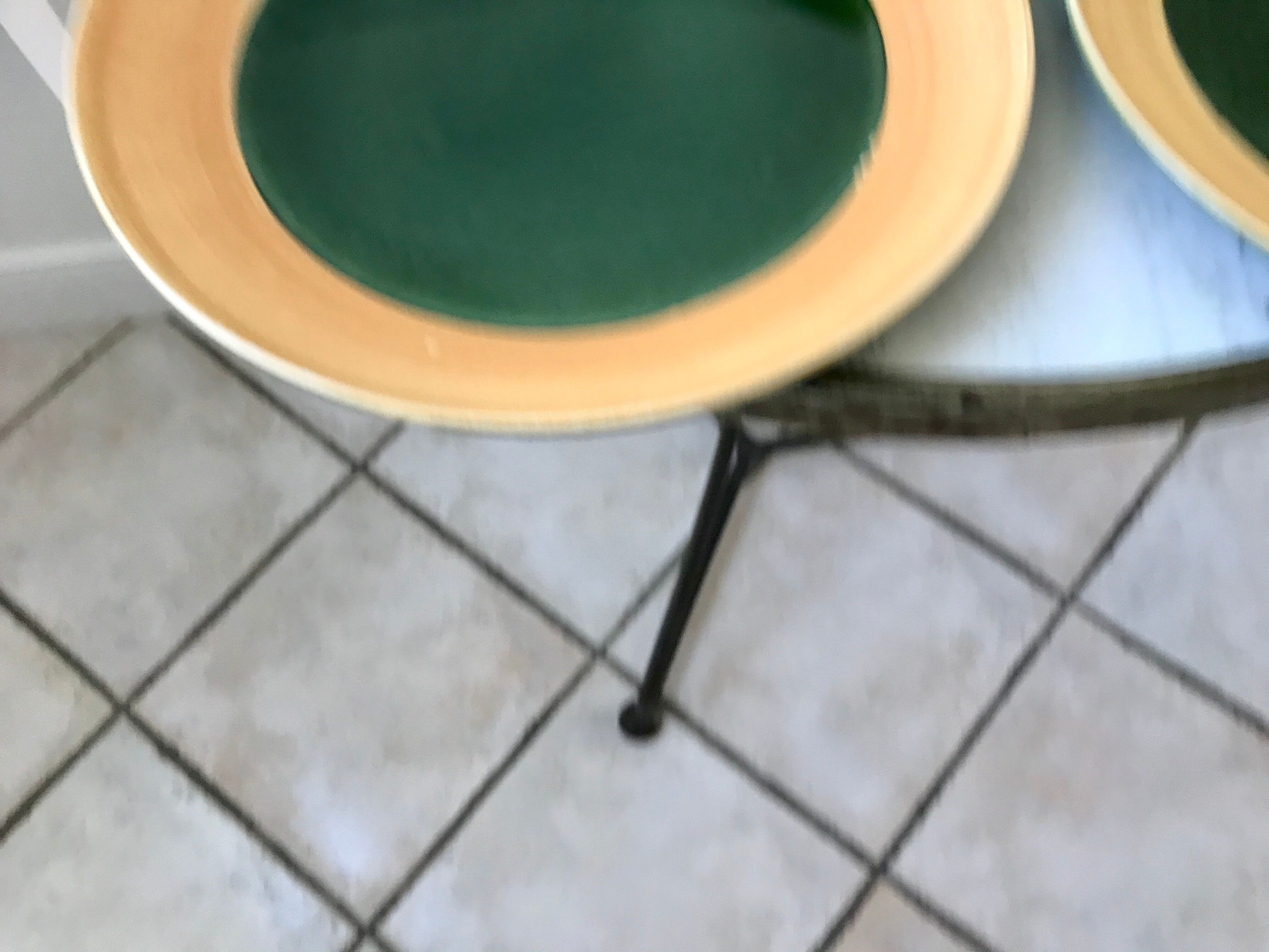 Set of 6 flat plates in green enamel ceramic salins model "capvern" years 60-70